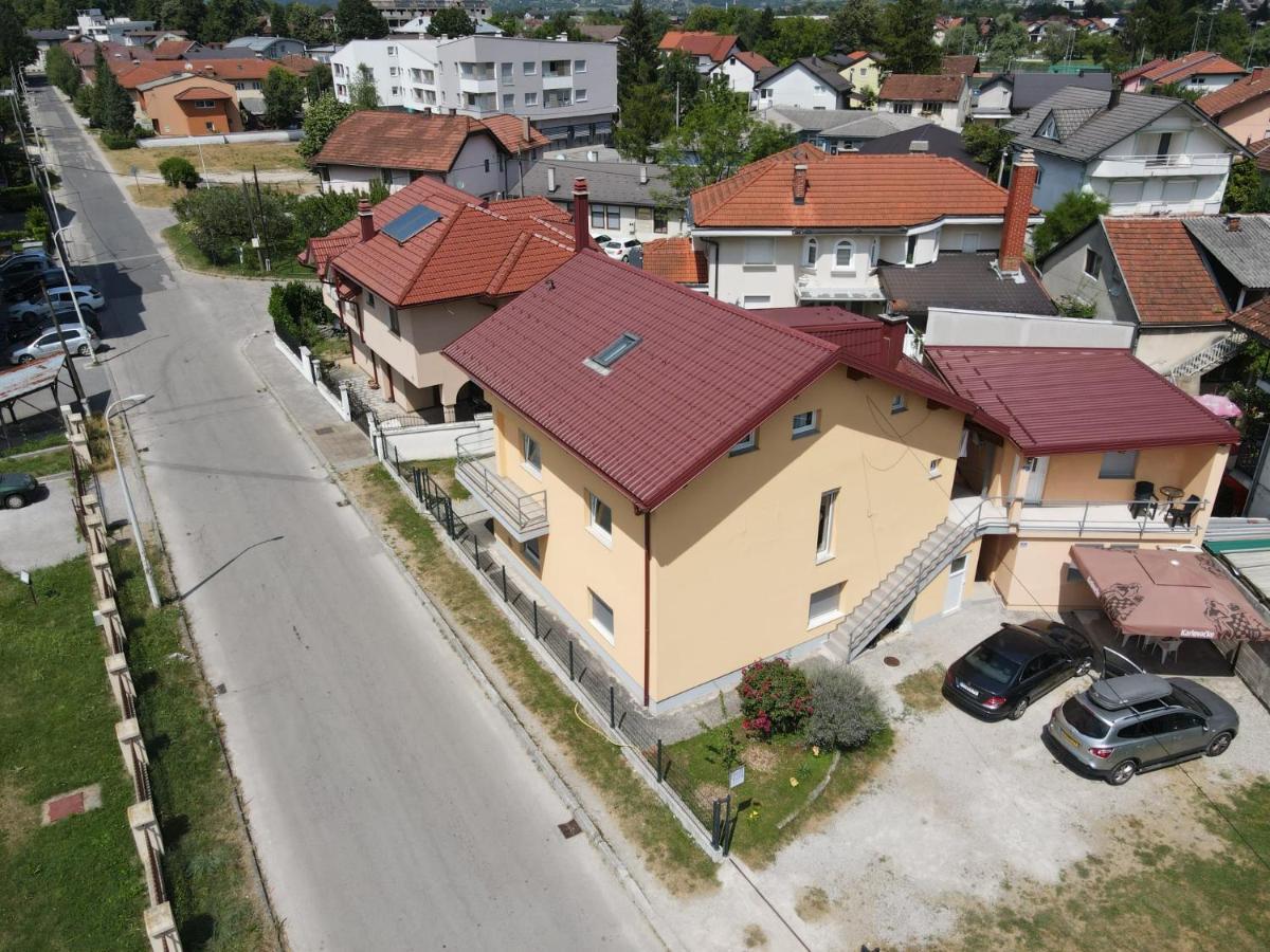 Apartments Aqua Resa Bihać Eksteriør bilde